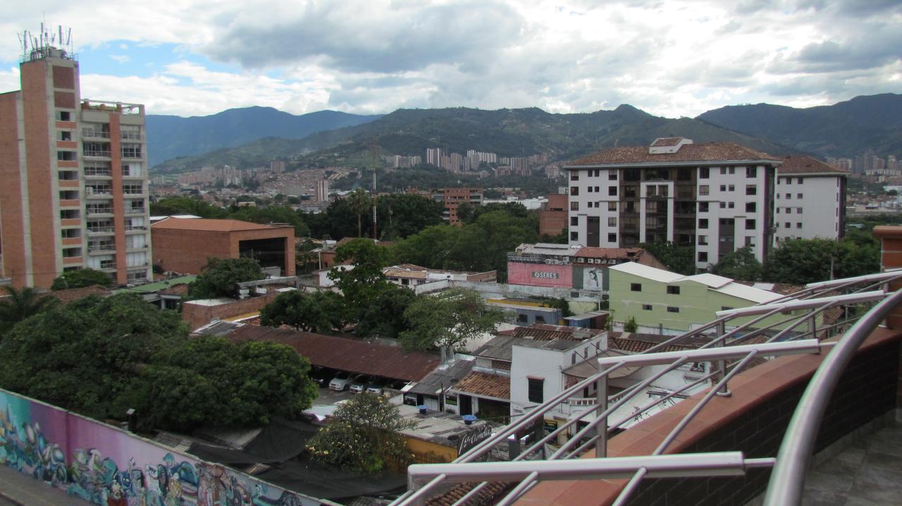 The 9'S Apartahotel Medellin Exterior photo